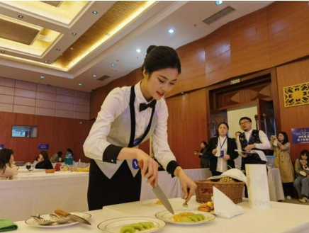 说明: http://www.cqbvc.edu.cn/__local/0/39/78/99C3510B0EF730CB6B486A71D7B_CF49D8D9_1D9D2.png