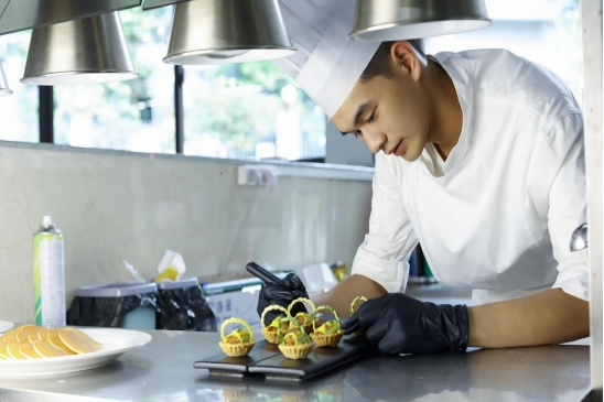 说明: C:\Users\Administrator\AppData\Roaming\Tencent\Users\396959080\QQ\WinTemp\RichOle\_D1V5VD18P$7]]K%OHGR61I.png