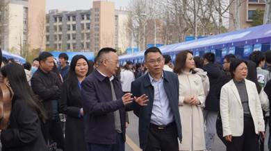 说明: http://www.cqbvc.edu.cn/__local/C/27/DA/C6150F0627471B8AA3034AF223C_C1C95613_13221.png