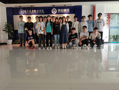 说明: http://www.cqbvc.edu.cn/__local/2/5D/6C/C74DC96AF6C98BEDCF504B0B41D_546FE8D9_E099B.png