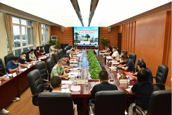 说明: http://www.cqbvc.edu.cn/__local/C/E3/38/9DD4BFA89A0DCF19039147FEFBC_7C3A2925_E3E13.png