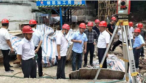 说明: http://www.cqbvc.edu.cn/__local/C/47/6B/CBE38CA5F355C8DB5763677385A_3A595E24_1D616.png